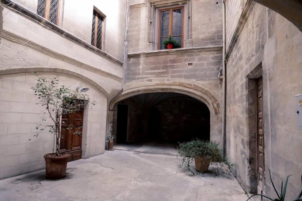 Noa - Mont Piete Studio Intramuros - อาวีญง ภายนอก รูปภาพ