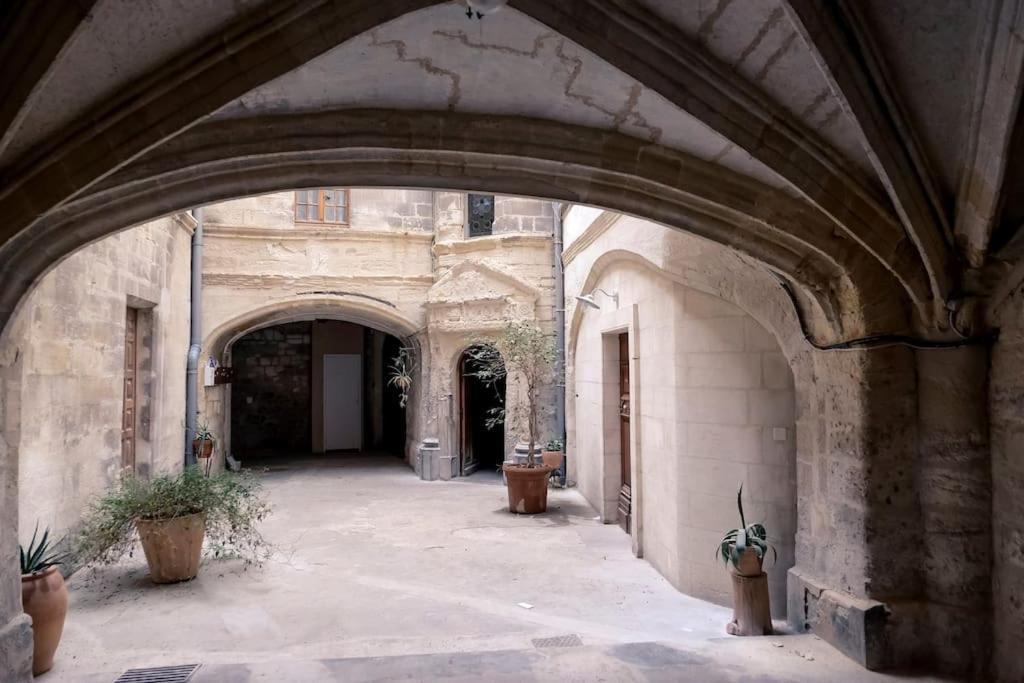 Noa - Mont Piete Studio Intramuros - อาวีญง ภายนอก รูปภาพ